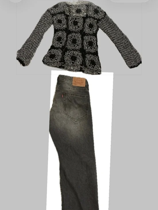 Whimsical goth knitwear - Picture 3 of 3